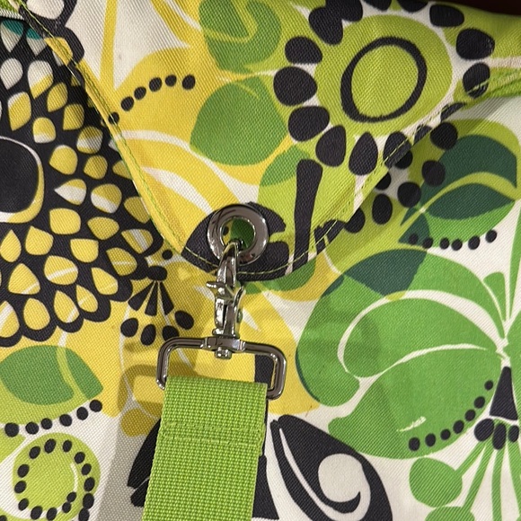 Vera Bradley Insulated Cooler Tote Bag in Lime's Up - Picture 4 of 9